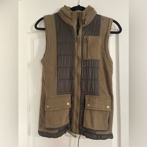 Eddie Bauer vest olive green